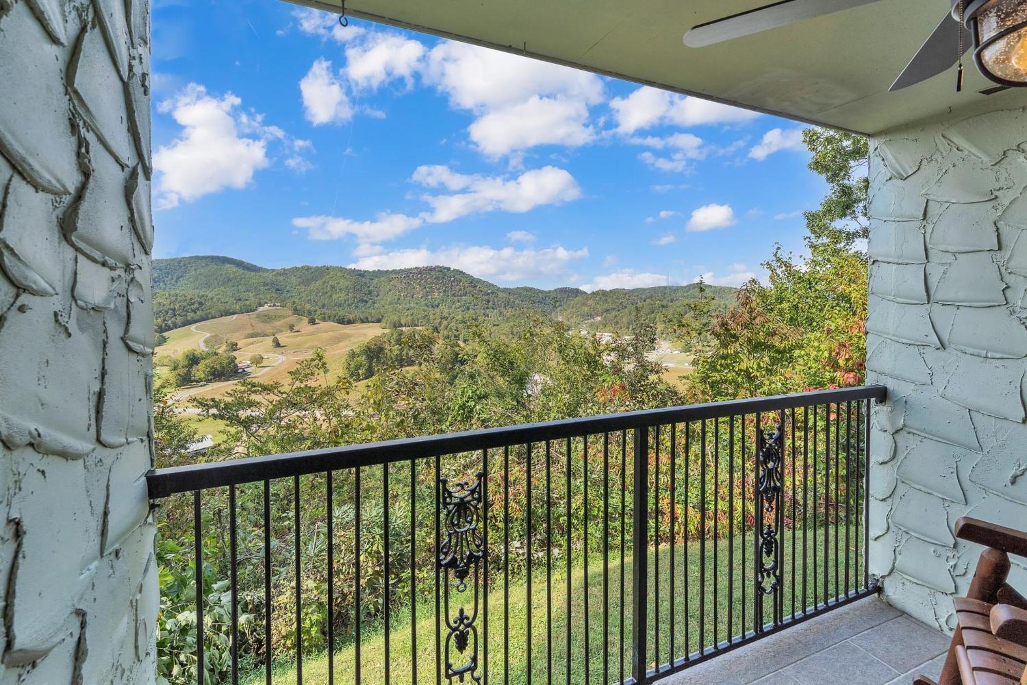 Апартаменты Mountain Views At Dolly'S Castle Unit 2 Севьервилл Экстерьер фото